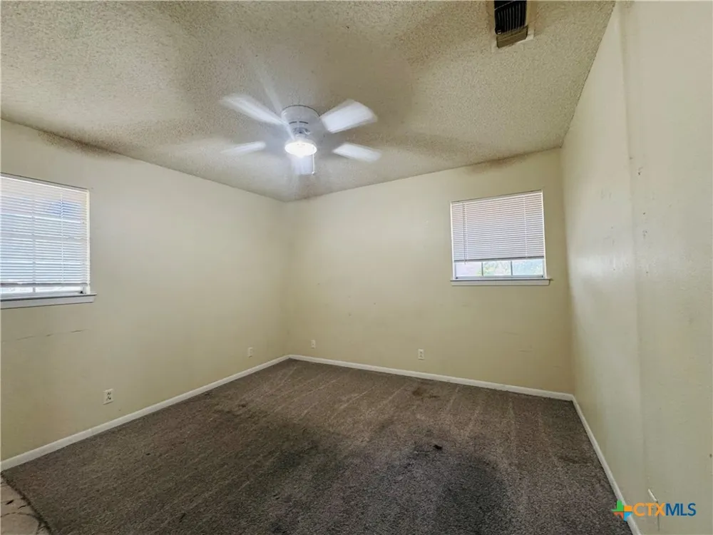 2405 Osage Road Gatesville, TX 76528