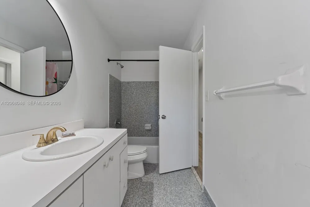 8620 SW 159th St Palmetto Bay, FL 33157