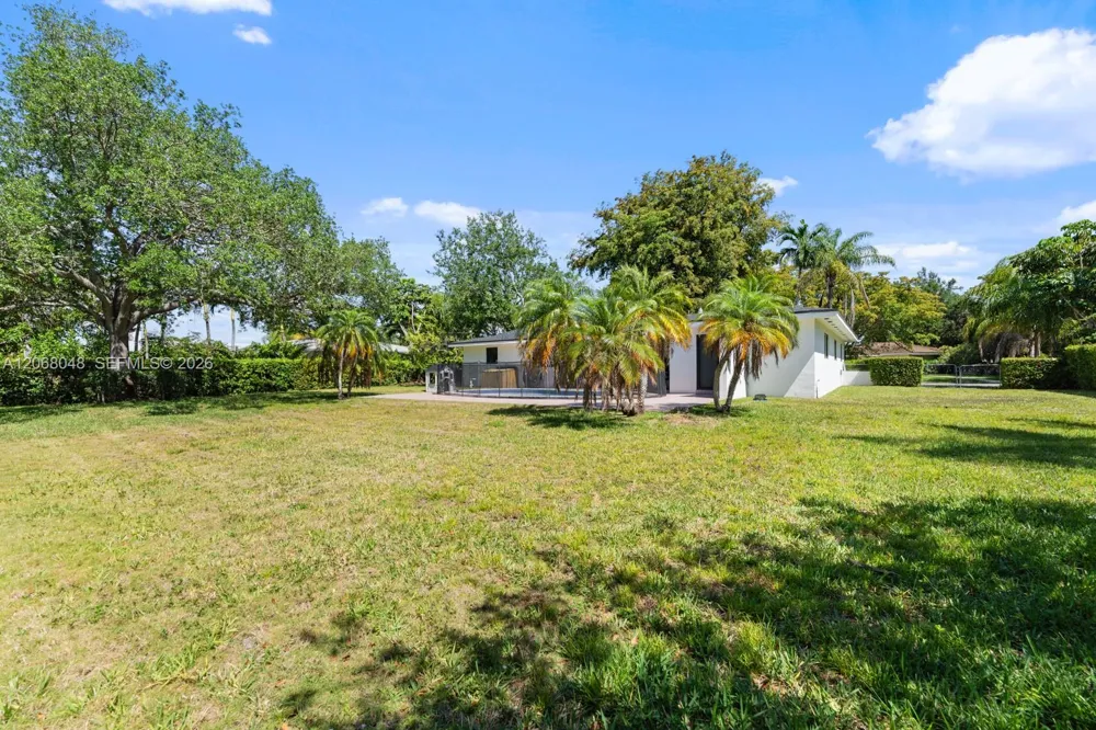8620 SW 159th St Palmetto Bay, FL 33157