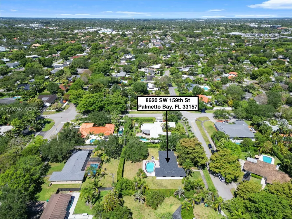 8620 SW 159th St Palmetto Bay, FL 33157