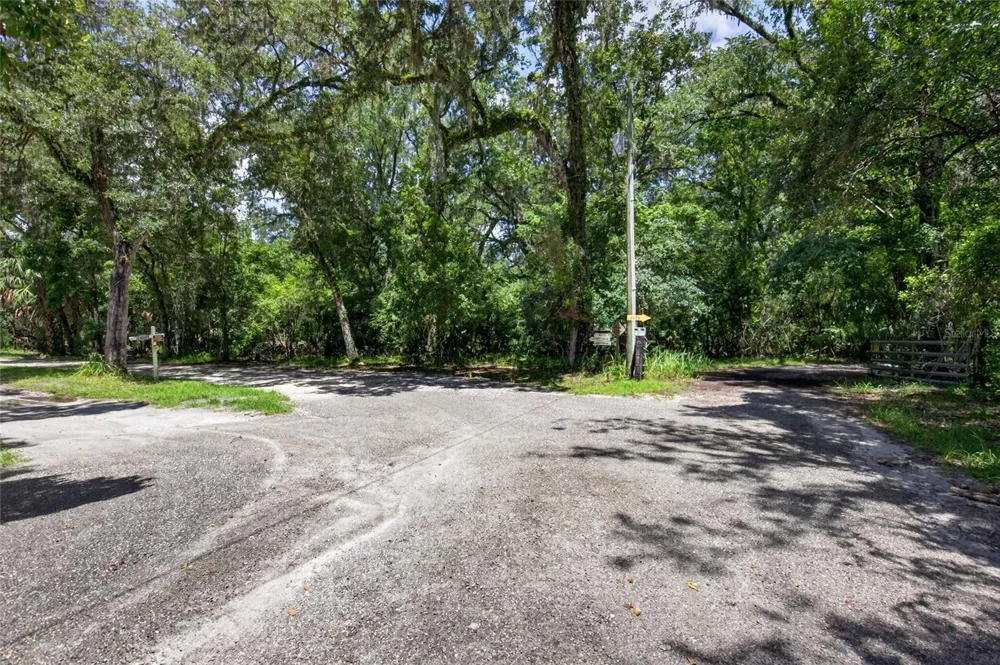OLD HUNTER ROAD Brooksville, FL 34601