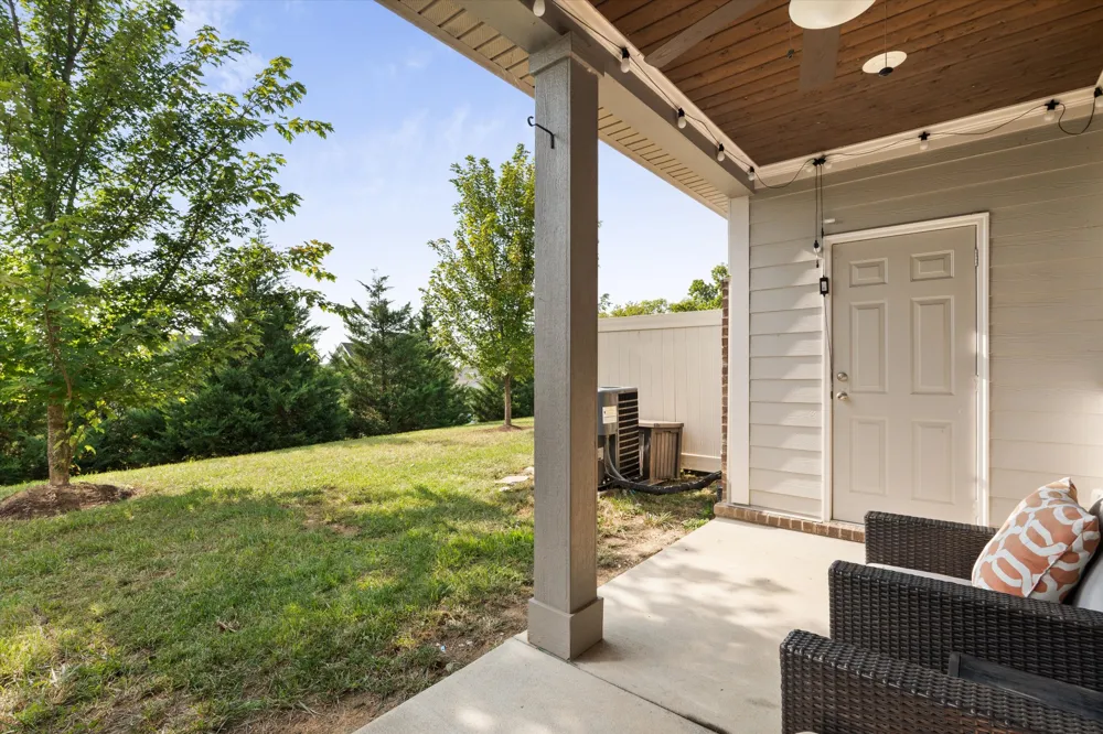 3037 Sassafras Ln Thompsons Station, TN 37179