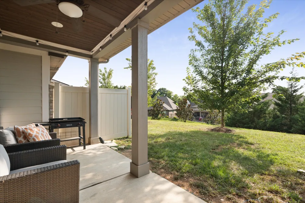 3037 Sassafras Ln Thompsons Station, TN 37179