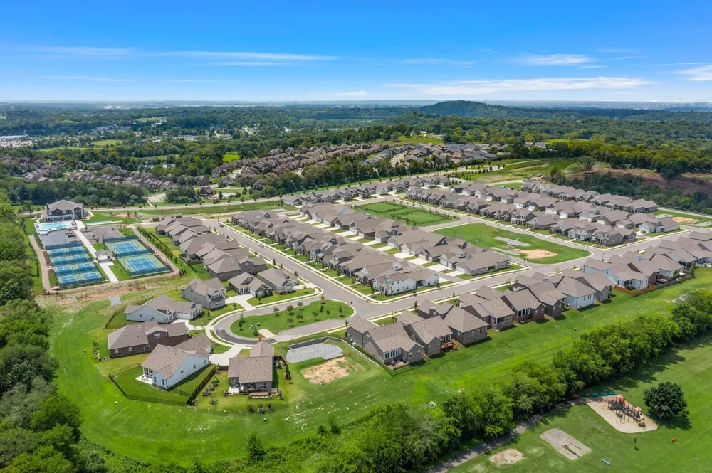 6169 Binns Lane Hermitage, TN 37076