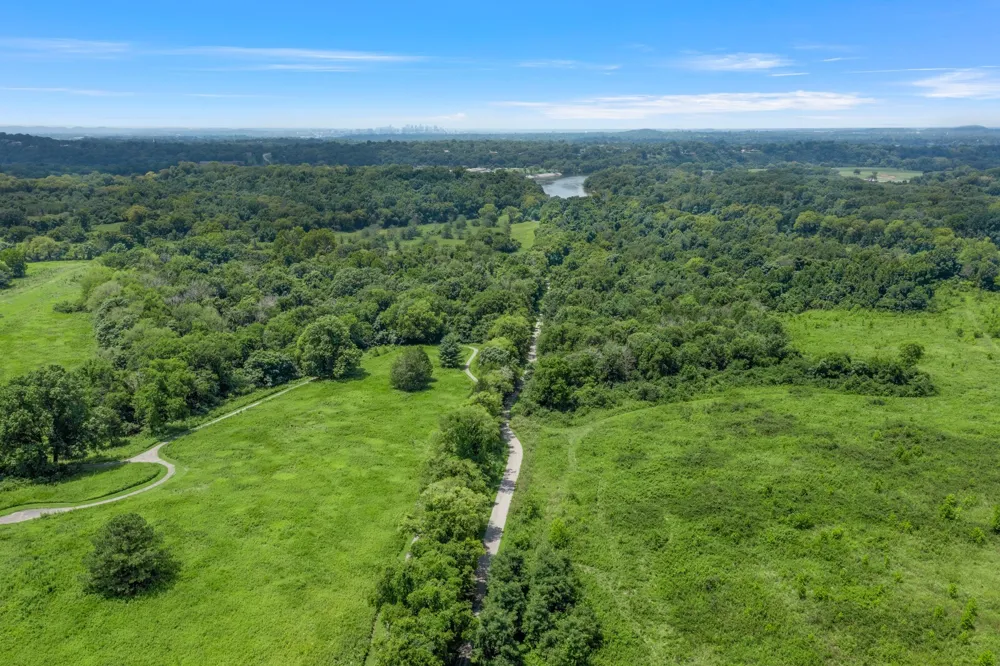 6169 Binns Lane Hermitage, TN 37076