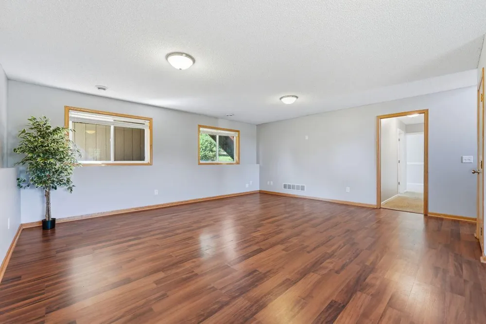 14290 183rd Avenue NW Elk River, MN 55330