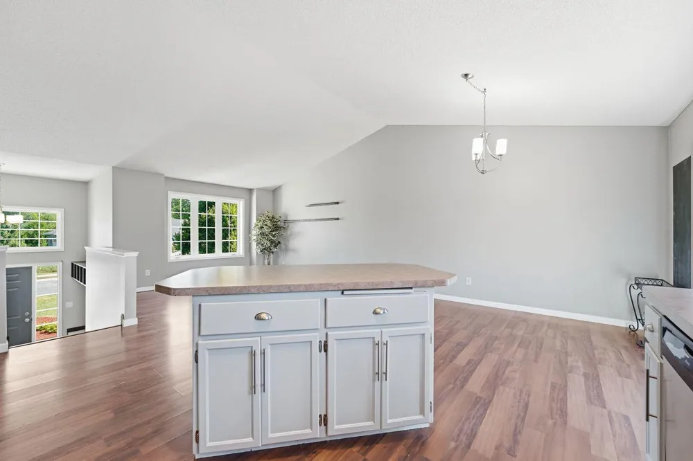14290 183rd Avenue NW Elk River, MN 55330