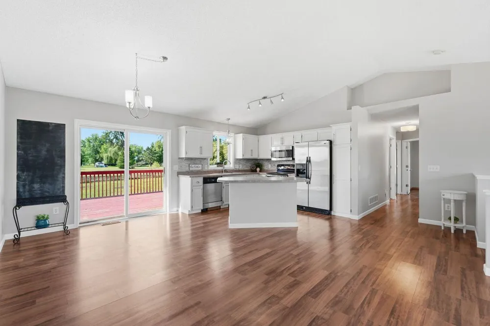 14290 183rd Avenue NW Elk River, MN 55330