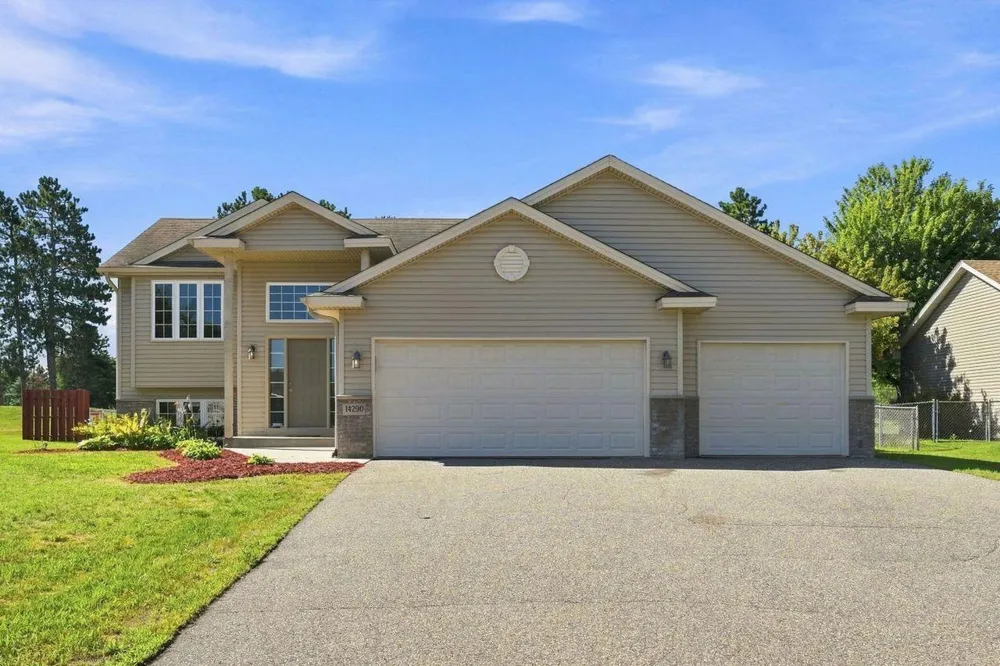 14290 183rd Avenue NW Elk River, MN 55330