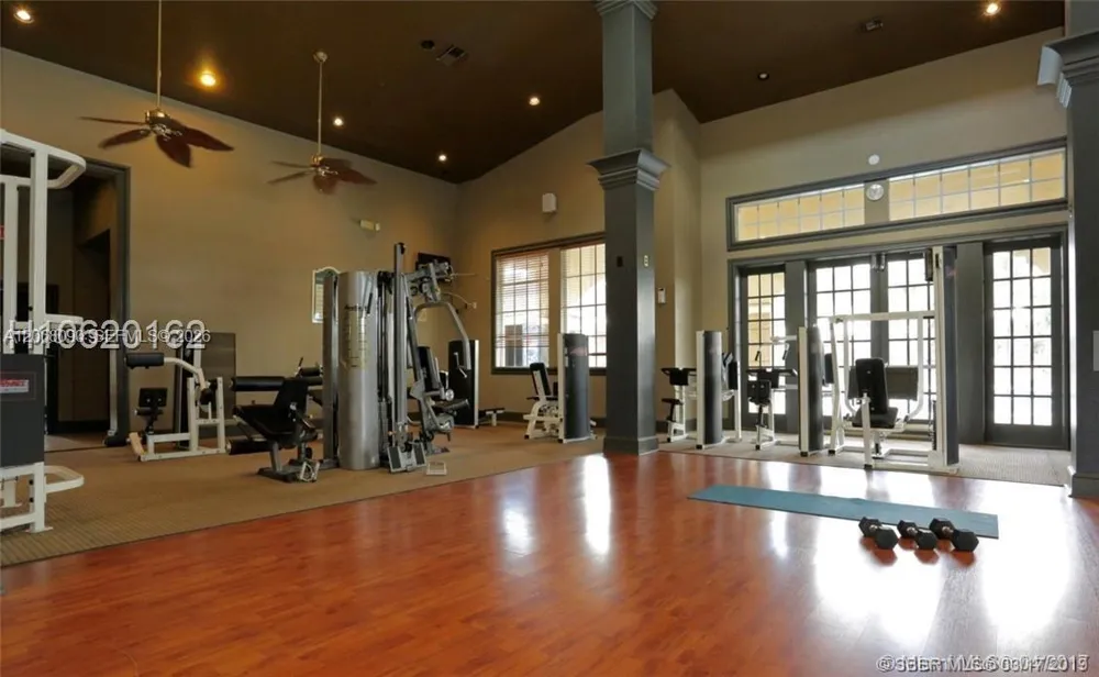 2520 Centergate Dr #303 Miramar, FL 33025