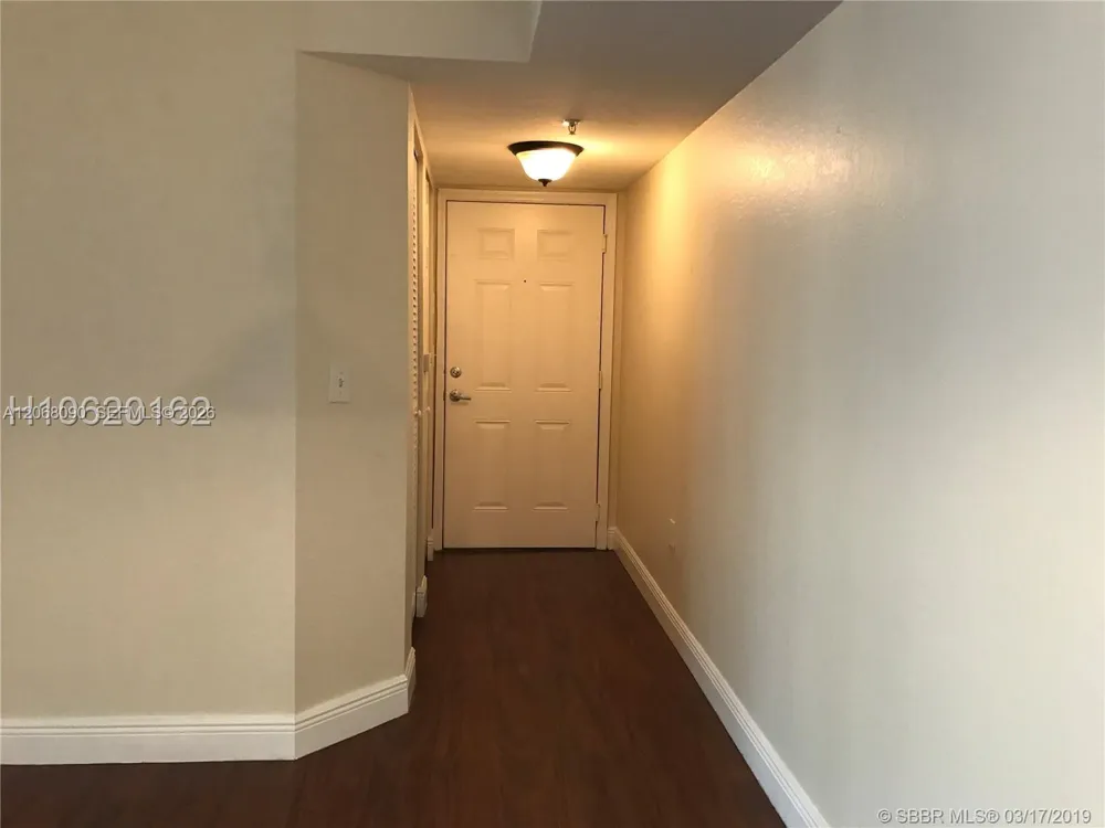 2520 Centergate Dr #303 Miramar, FL 33025