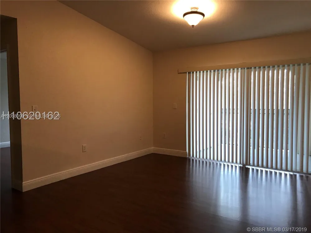2520 Centergate Dr #303 Miramar, FL 33025