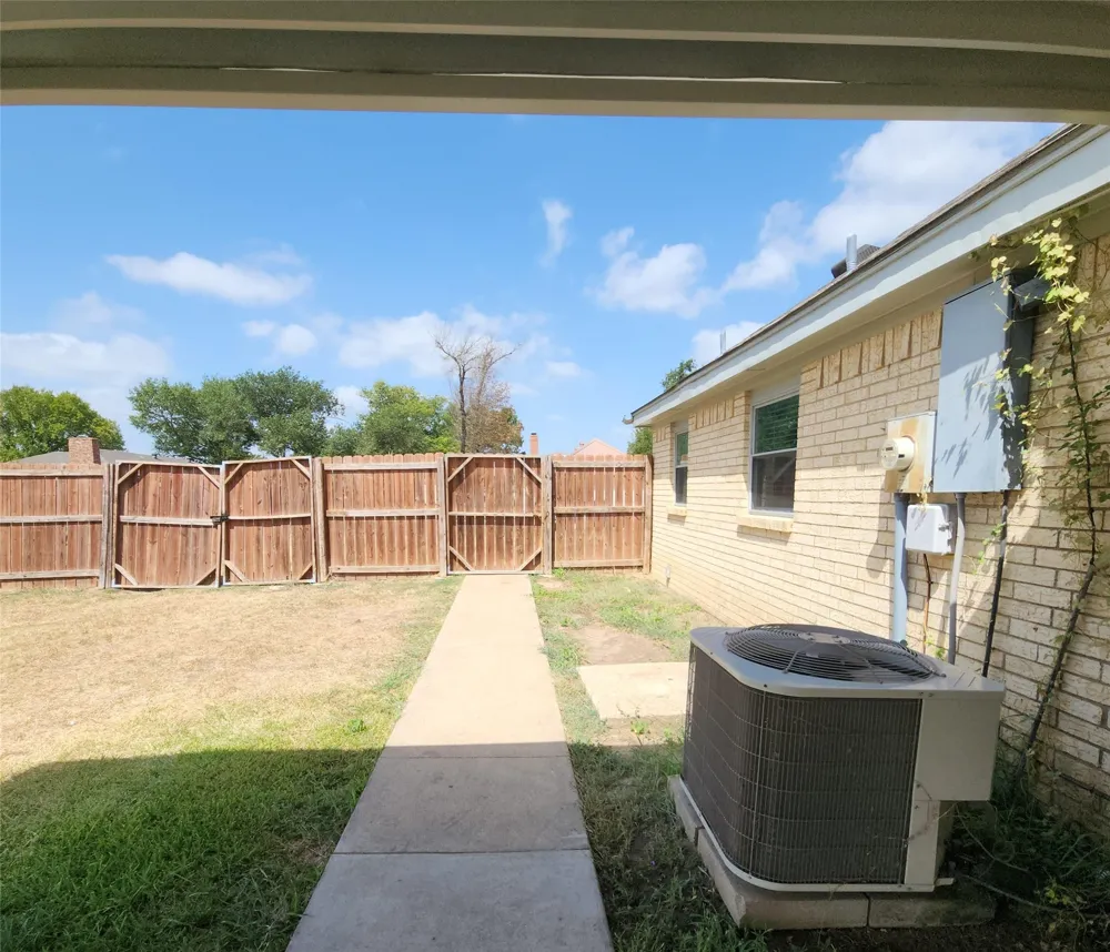 1000 La Villeta Street Mexia, TX 76667