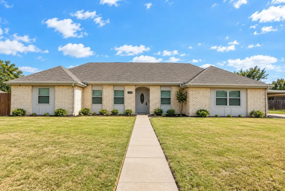 1000 La Villeta Street Mexia, TX 76667