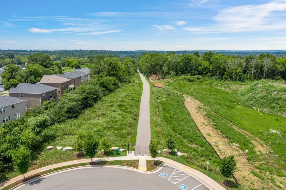 6170 Binns Lane Hermitage, TN 37076