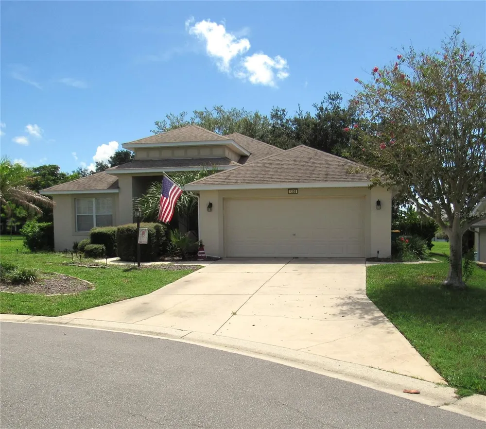 3204 ANTIGUA BAY LANE Tavares, FL 32778
