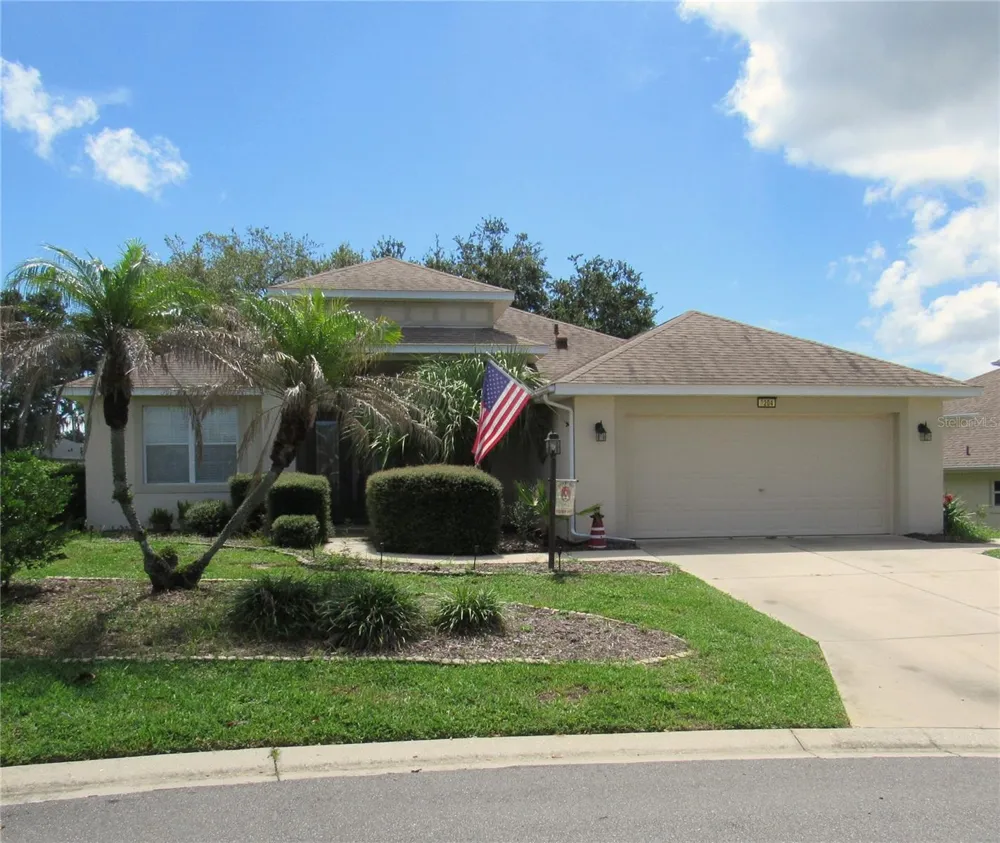 3204 ANTIGUA BAY LANE Tavares, FL 32778