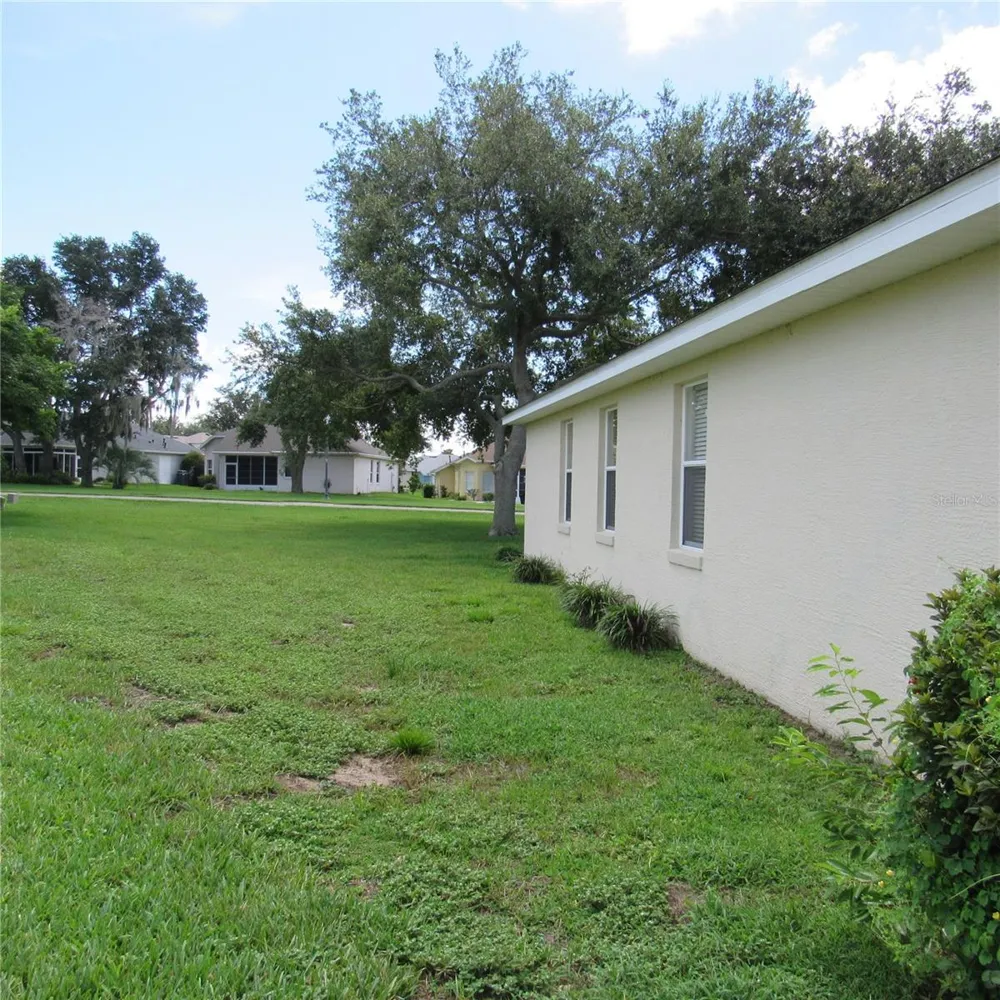 3204 ANTIGUA BAY LANE Tavares, FL 32778