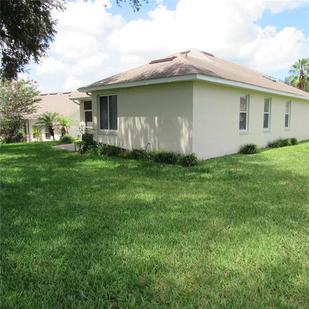 3204 ANTIGUA BAY LANE Tavares, FL 32778