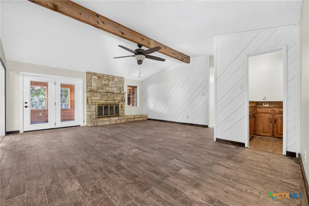 381 County Road 4755 Kempner, TX 76539