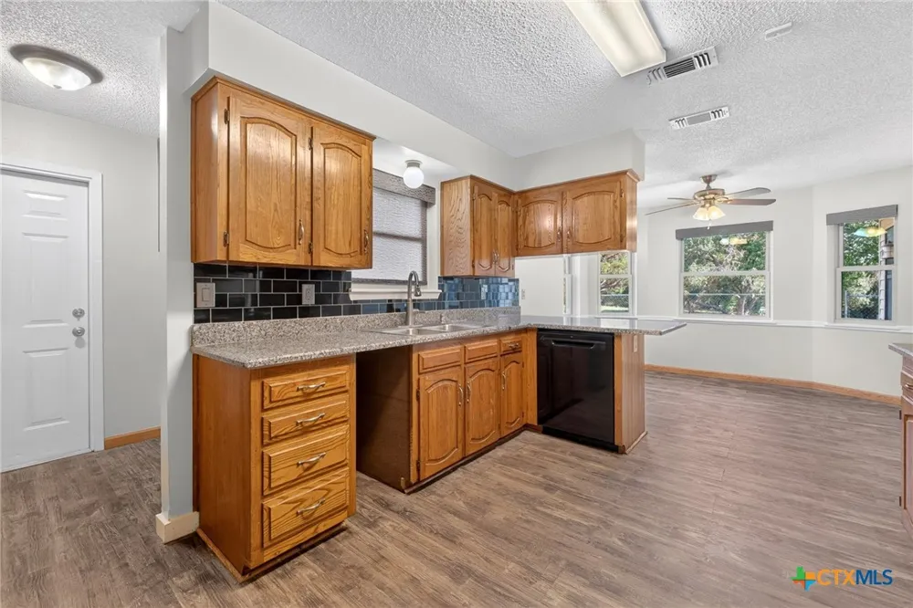 381 County Road 4755 Kempner, TX 76539