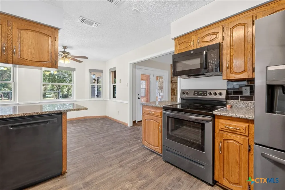 381 County Road 4755 Kempner, TX 76539