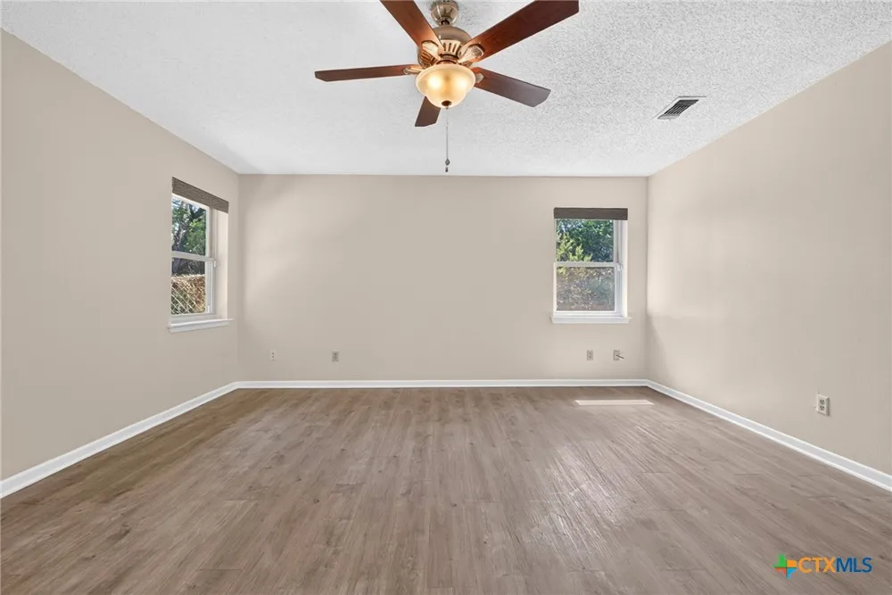 381 County Road 4755 Kempner, TX 76539