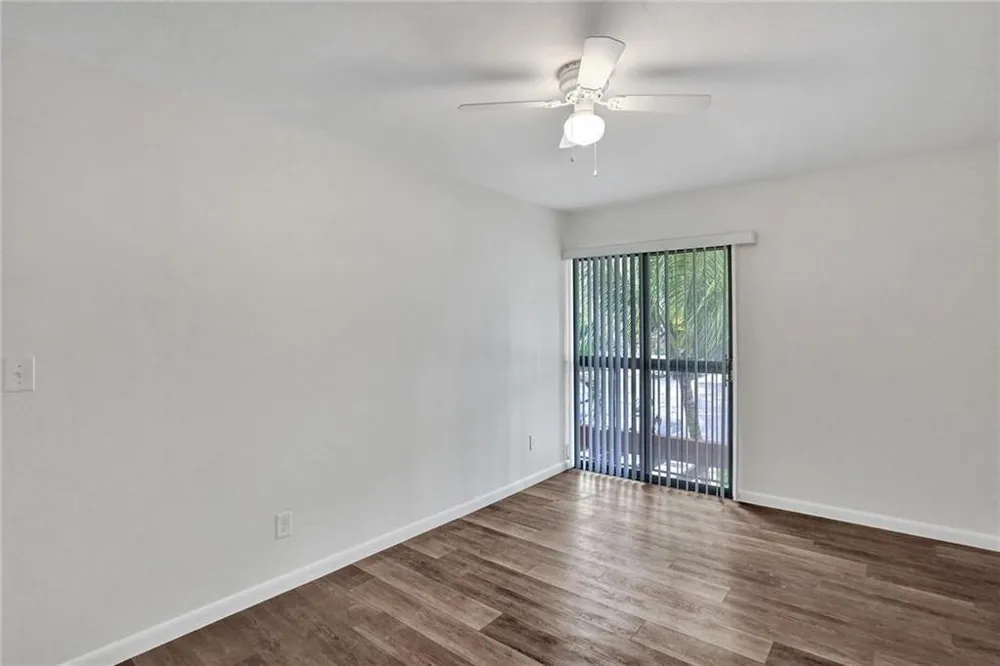 4924 SHERIDAN STREET Hollywood, FL 33021
