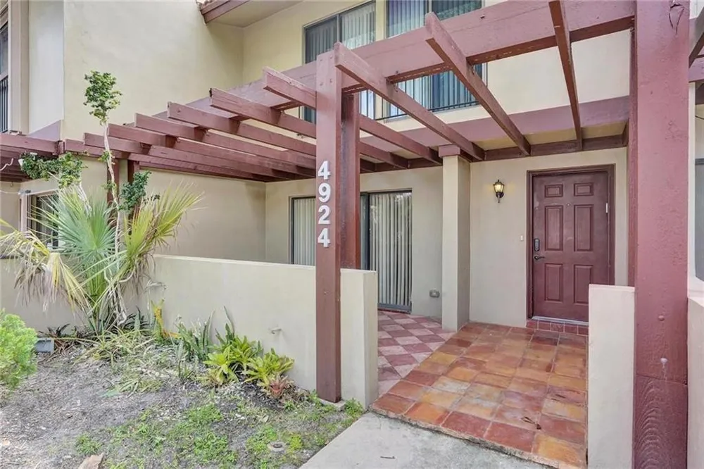 4924 SHERIDAN STREET Hollywood, FL 33021