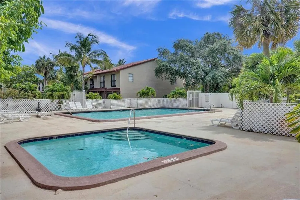 4924 SHERIDAN STREET Hollywood, FL 33021