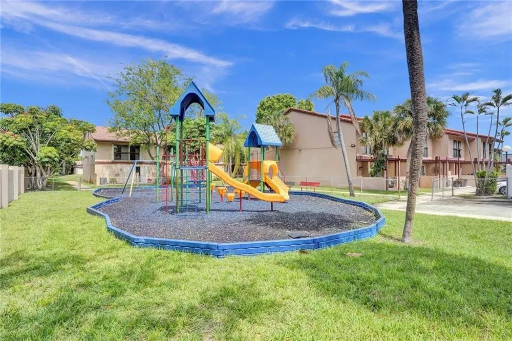 4924 SHERIDAN STREET Hollywood, FL 33021