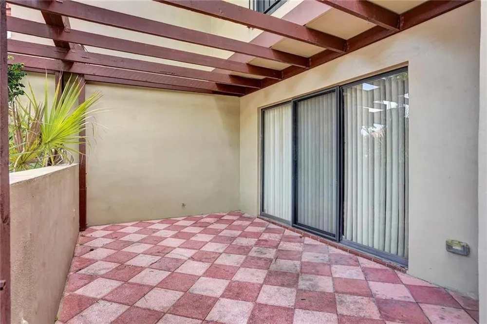 4924 SHERIDAN STREET Hollywood, FL 33021