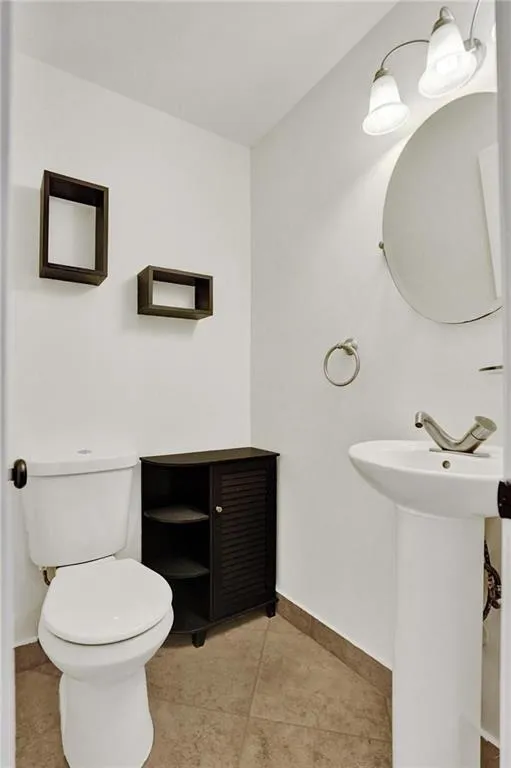 4924 SHERIDAN STREET Hollywood, FL 33021
