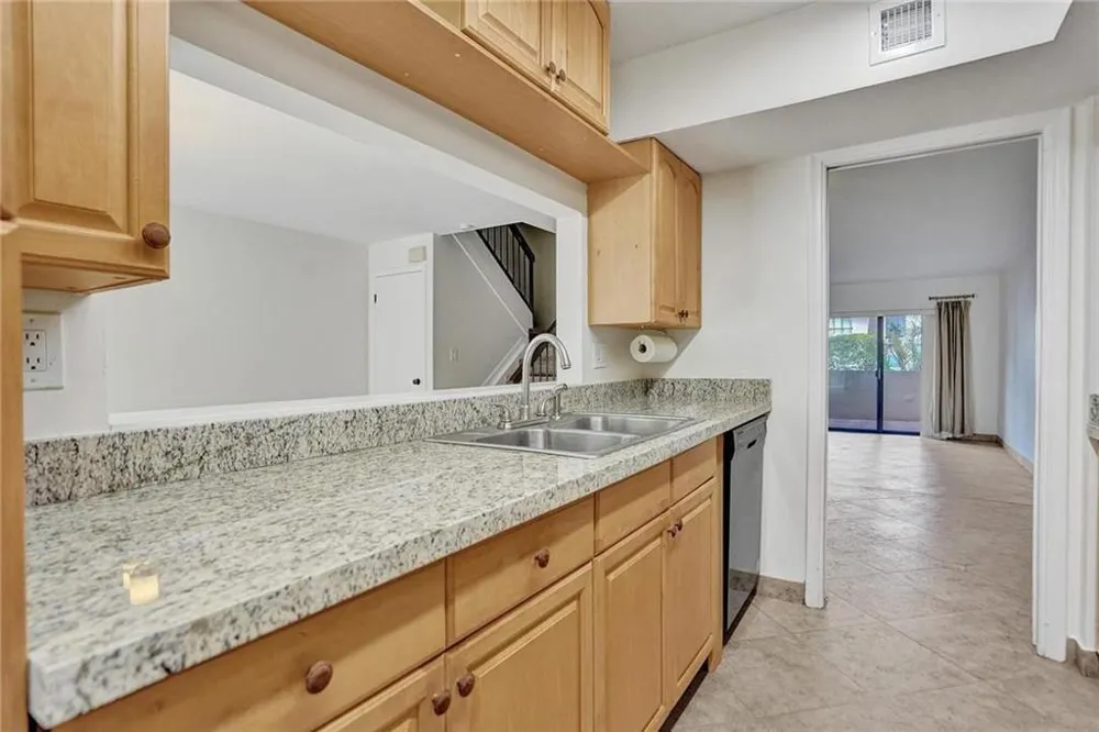4924 SHERIDAN STREET Hollywood, FL 33021