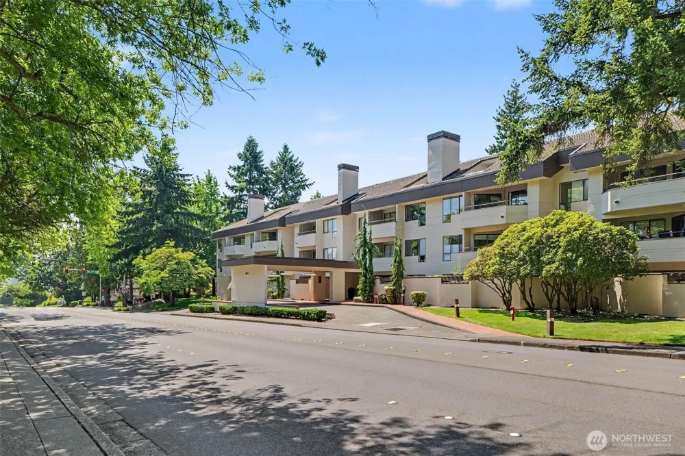 401 100th Ave NE #314 Bellevue, WA 98004