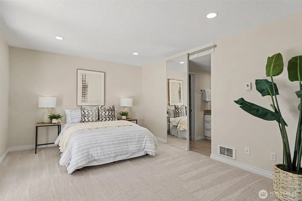 401 100th Ave NE #314 Bellevue, WA 98004