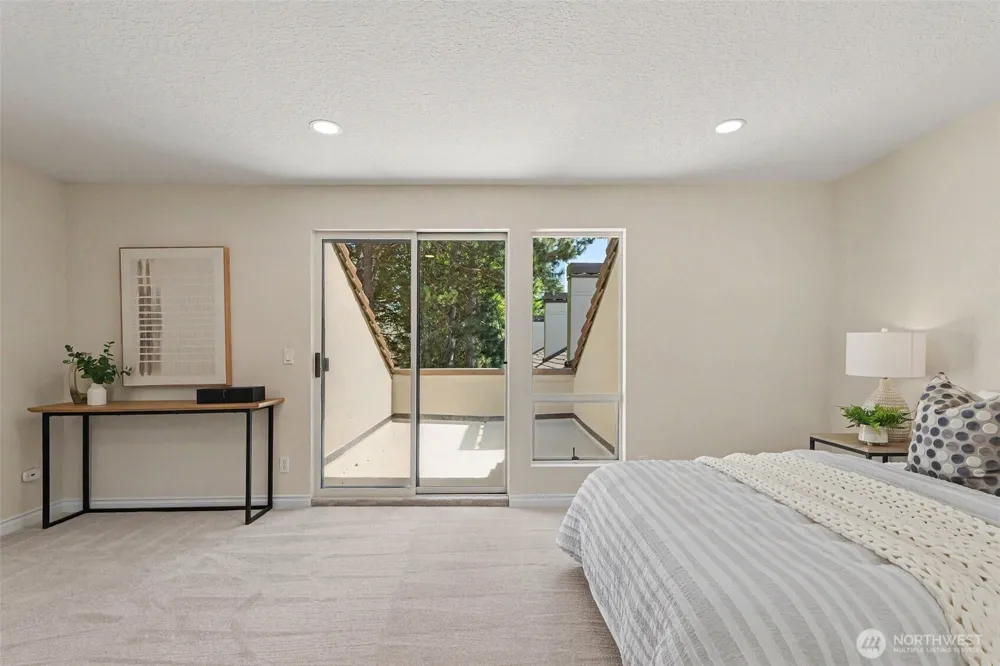 401 100th Ave NE #314 Bellevue, WA 98004