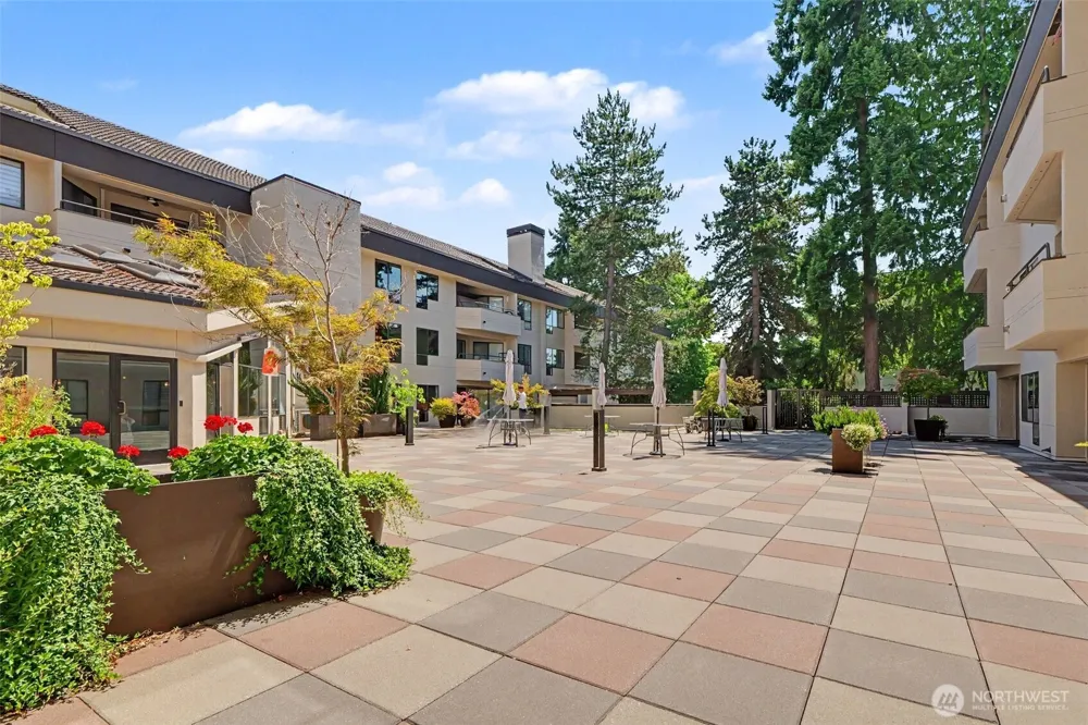 401 100th Ave NE #314 Bellevue, WA 98004