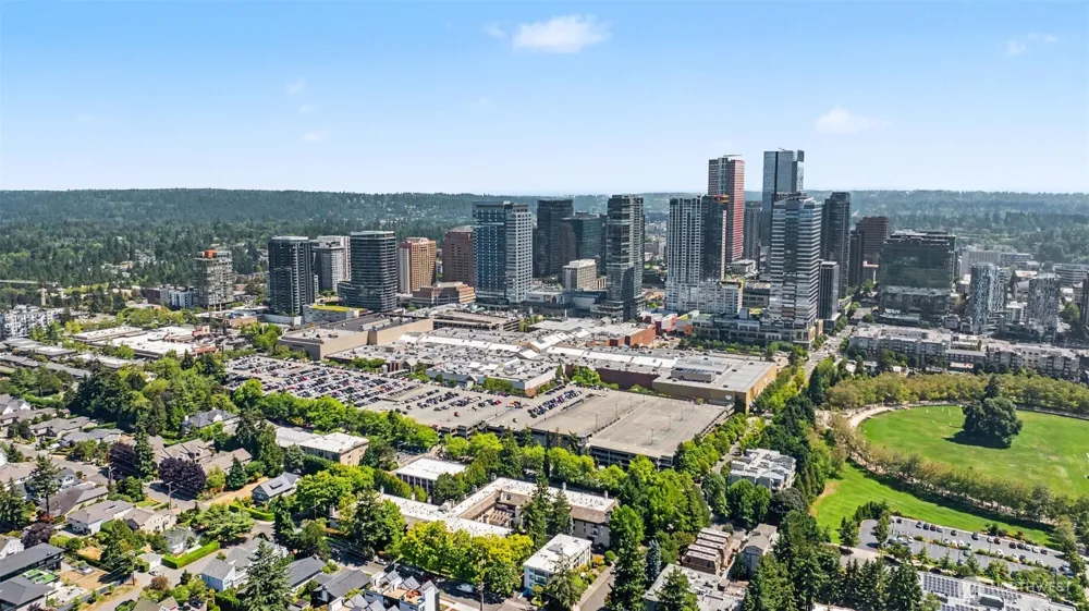 401 100th Ave NE #314 Bellevue, WA 98004