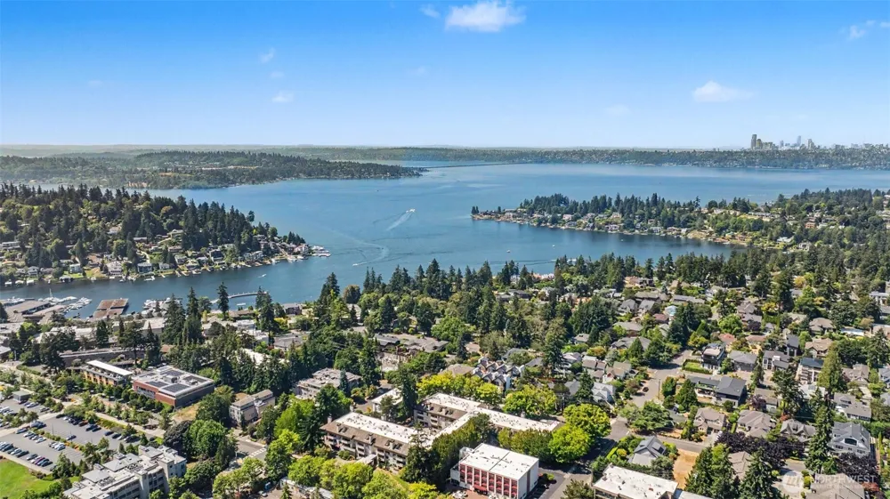 401 100th Ave NE #314 Bellevue, WA 98004