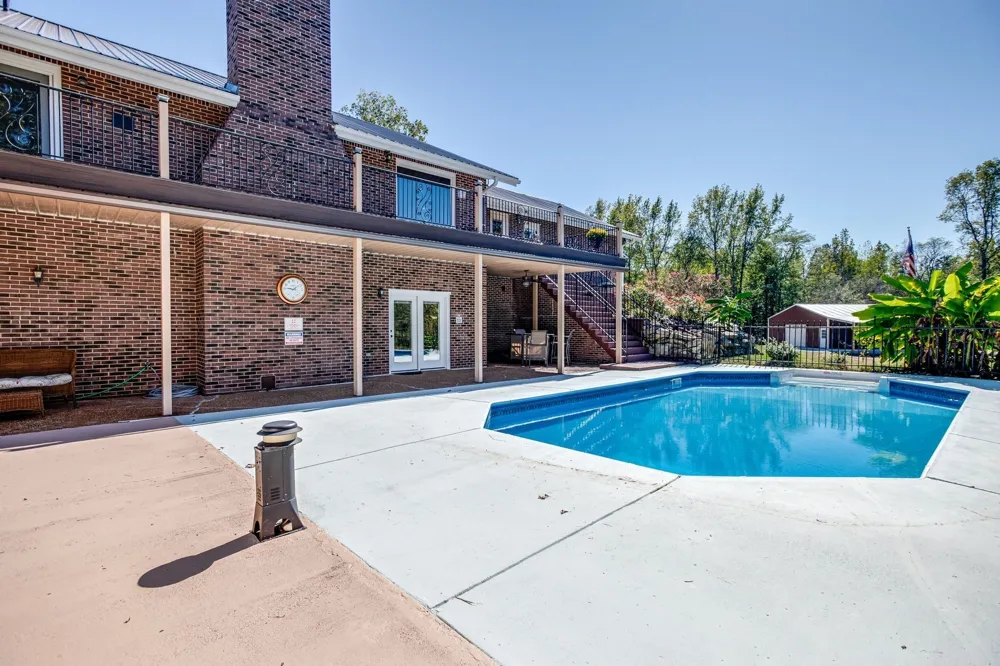 2743 Mouse Tail Rd Parsons, TN 38363