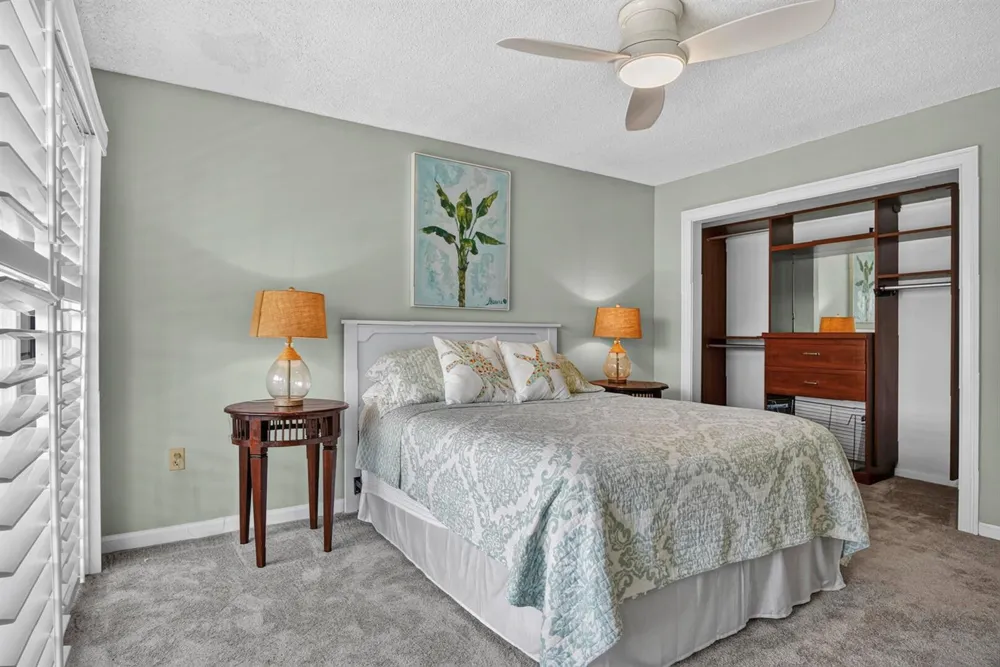 3400 TWIN LAKES TERRACE #201 Fort Pierce, FL 34951