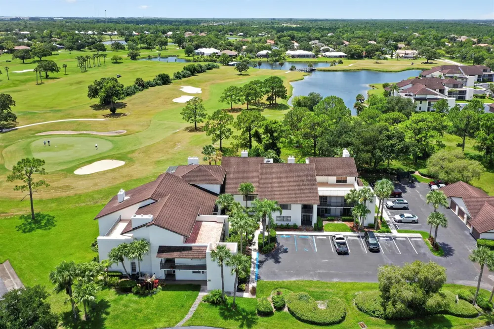 3400 TWIN LAKES TERRACE #201 Fort Pierce, FL 34951