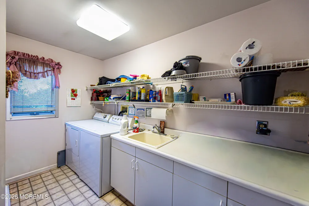718 Colgate Avenue Lanoka Harbor, NJ 08734
