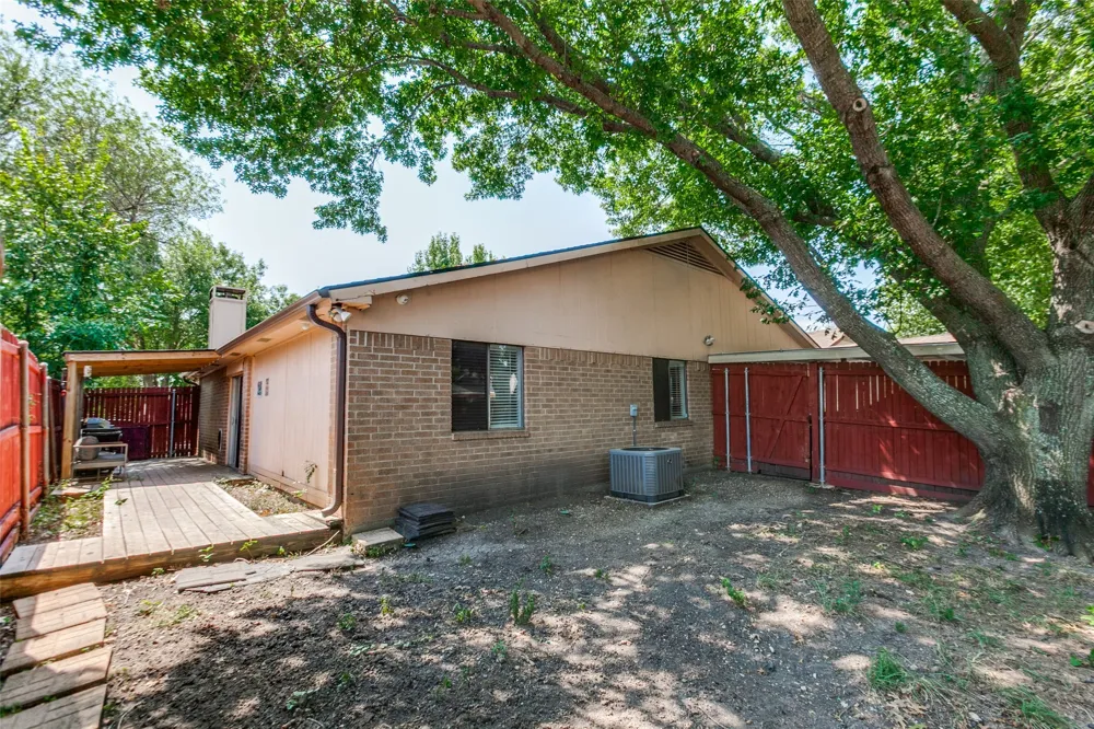 1305 Blanco Lane Garland, TX 75040