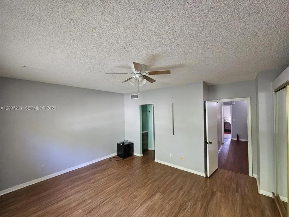 8837 NW 48th St #. Sunrise, FL 33351