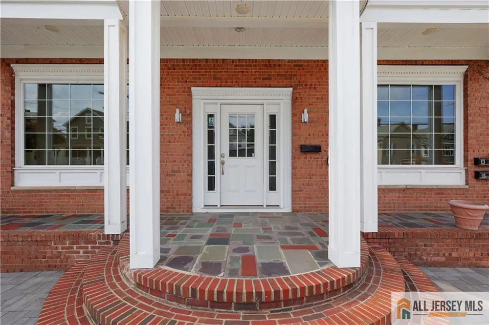 215 Washington Road 