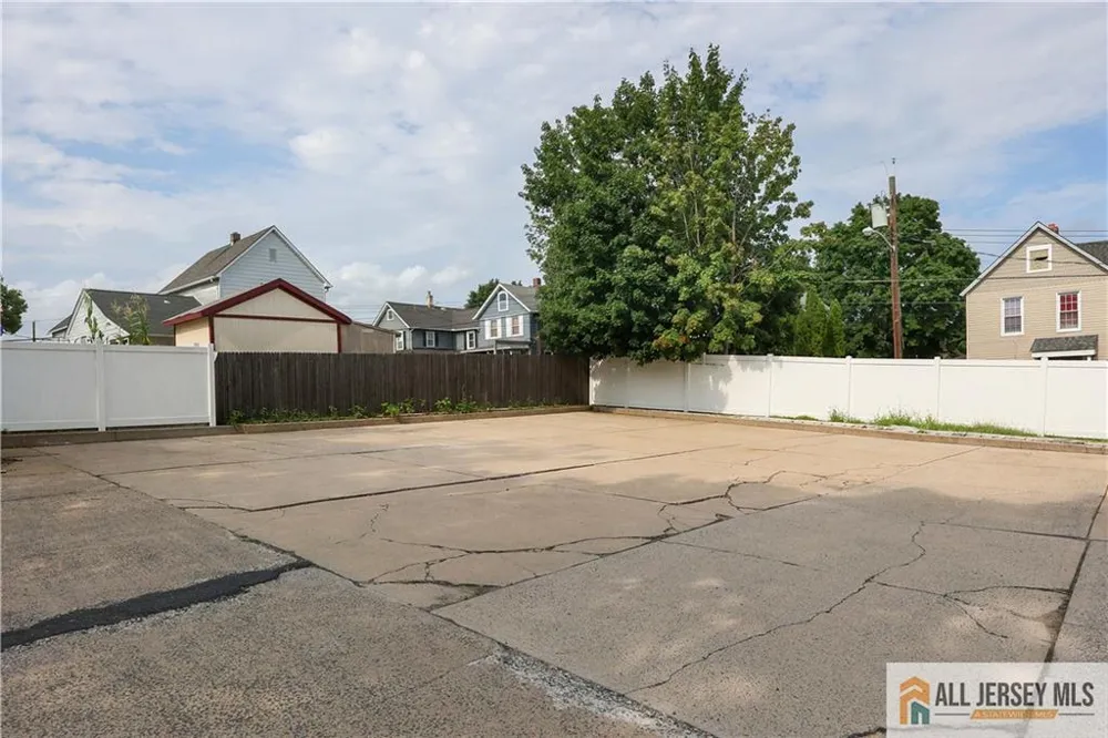 215 Washington Road 