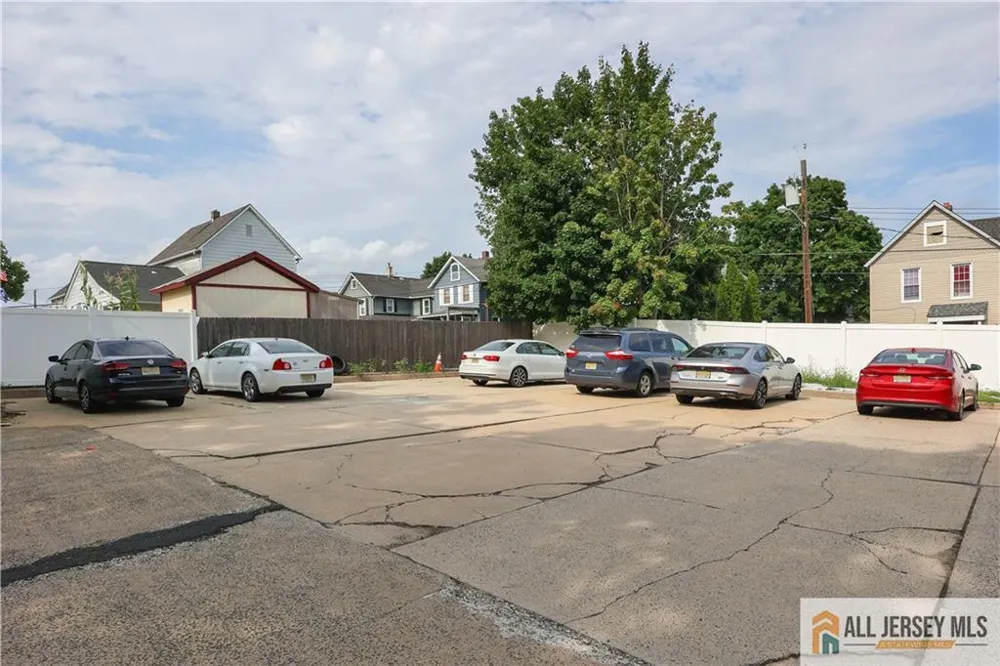 215 Washington Road 