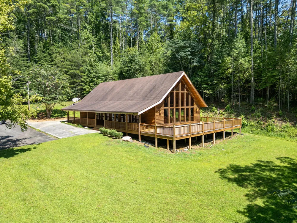 22 Hudson Springs Lane Murphy, NC 28906